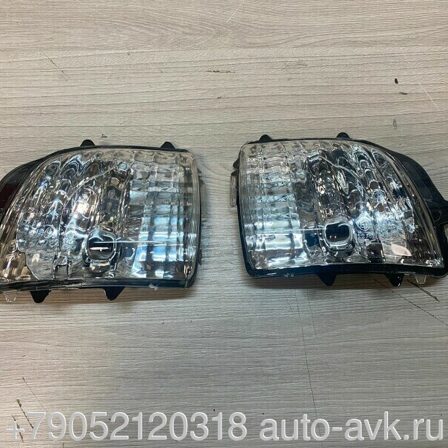 Volvo XC70 XC90  Повторитель в зеркало  ЛЕВЫЙ  31111813 ПРАВЫЙ  31111814