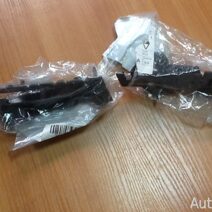 Audi A4 B8 направляющая переднего бампера левый 8K0807283  8K0 807 283