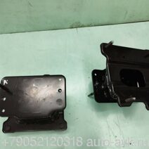 Kia Sportage 4 Кронштейн усилителя заднего бампера  ПРАВЫЙ 86642-F1500